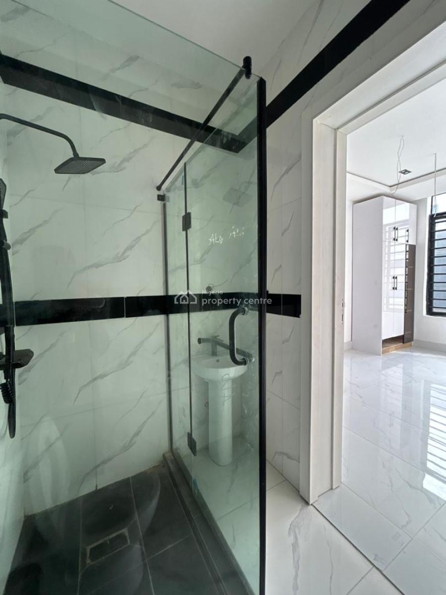 Modern 2 Bedroom Apartment, Freedom Way, Lekki Phase 1, Lekki, Lagos, Flat / Apartment for Sale