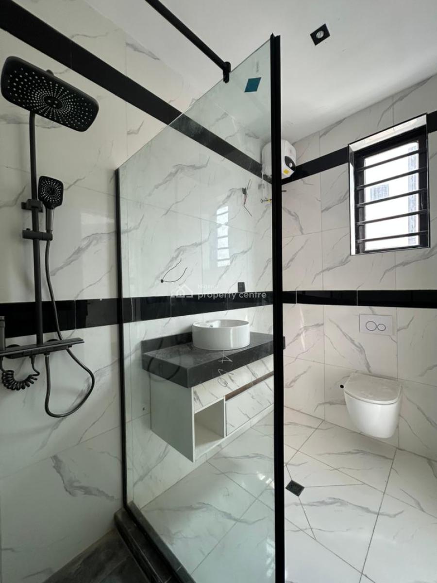 Modern 2 Bedroom Apartment, Freedom Way, Lekki Phase 1, Lekki, Lagos, Flat / Apartment for Sale