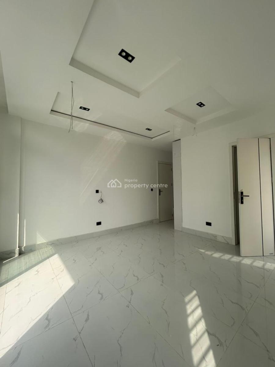 Modern 2 Bedroom Apartment, Freedom Way, Lekki Phase 1, Lekki, Lagos, Flat / Apartment for Sale