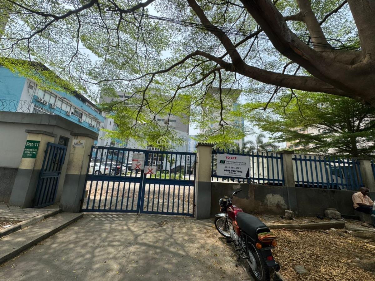 Office Space/400 Square Meters on First Floor, Victoria Island (vi), Lagos, Plaza / Complex / Mall for Rent