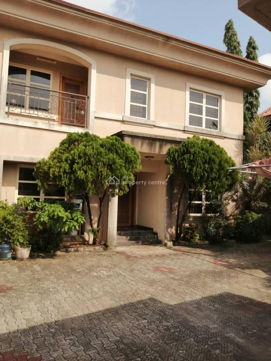 -- 6 Bedroom Fully Detached Duplex + 3 Room Chalet  Location: Victoria, Vgc, Lekki, Lagos, Detached Duplex for Rent