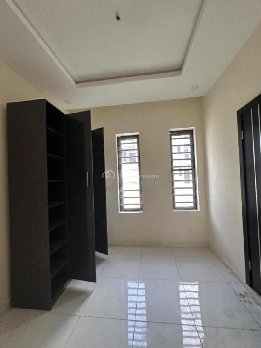Paradise Newly Built All En-suite 2-bedroom, Adjacent Blenco Supermarket, Sangotedo, Ajah, Lagos, Flat / Apartment for Rent