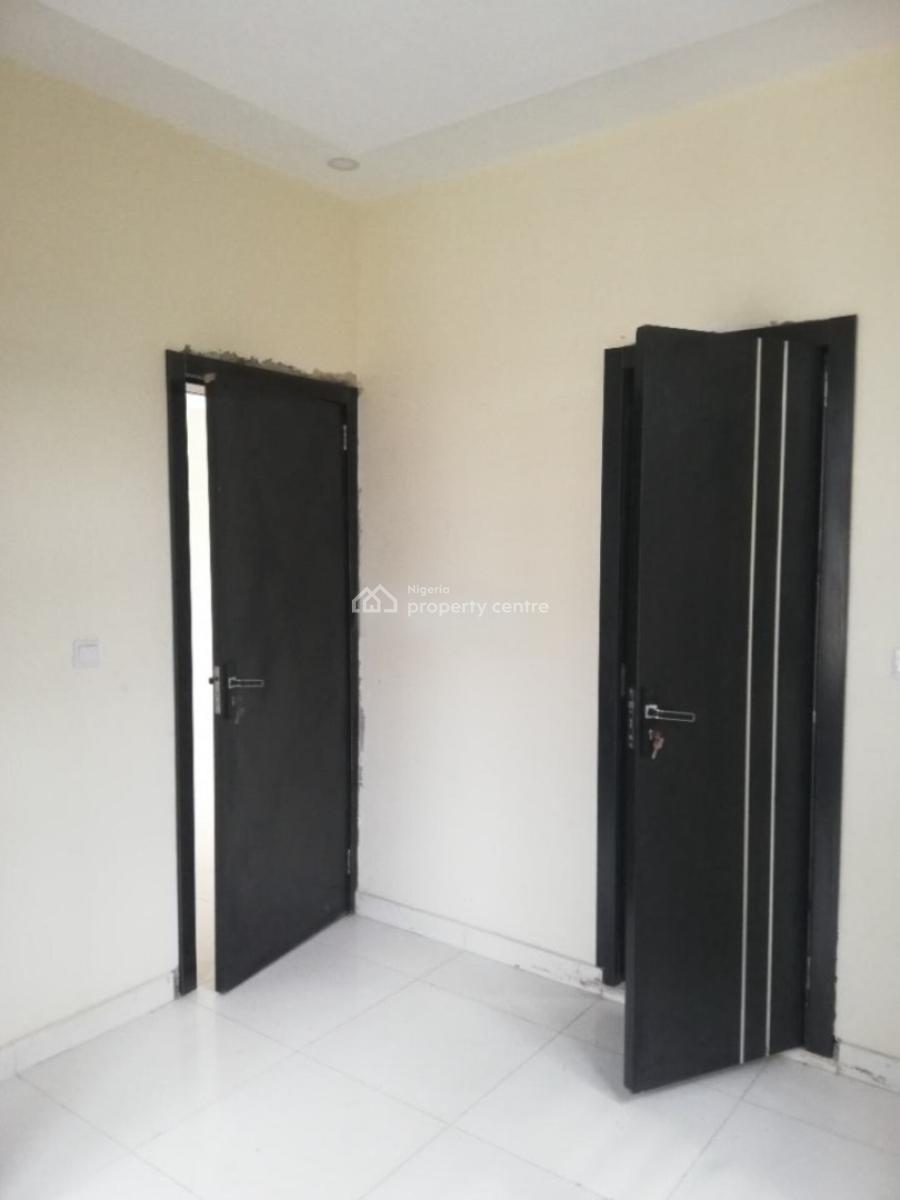 Paradise Newly Built All En-suite 2-bedroom, Adjacent Blenco Supermarket, Sangotedo, Ajah, Lagos, Flat / Apartment for Rent