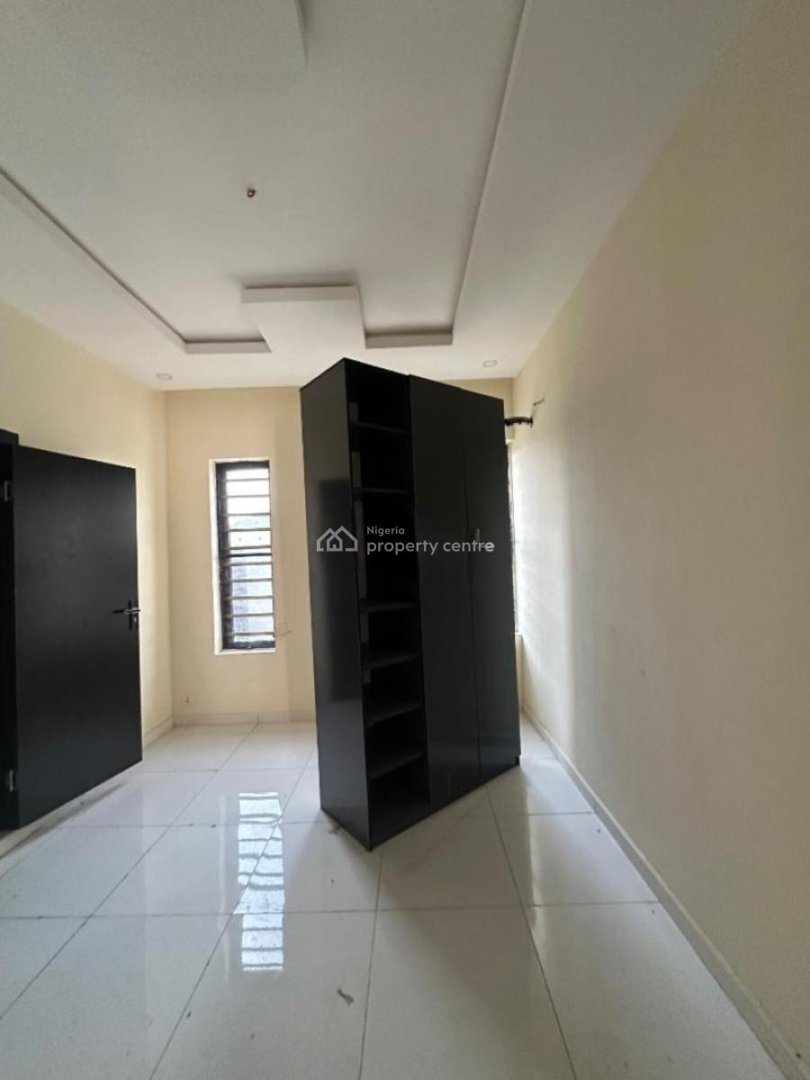 Paradise Newly Built All En-suite 2-bedroom, Adjacent Blenco Supermarket, Sangotedo, Ajah, Lagos, Flat / Apartment for Rent