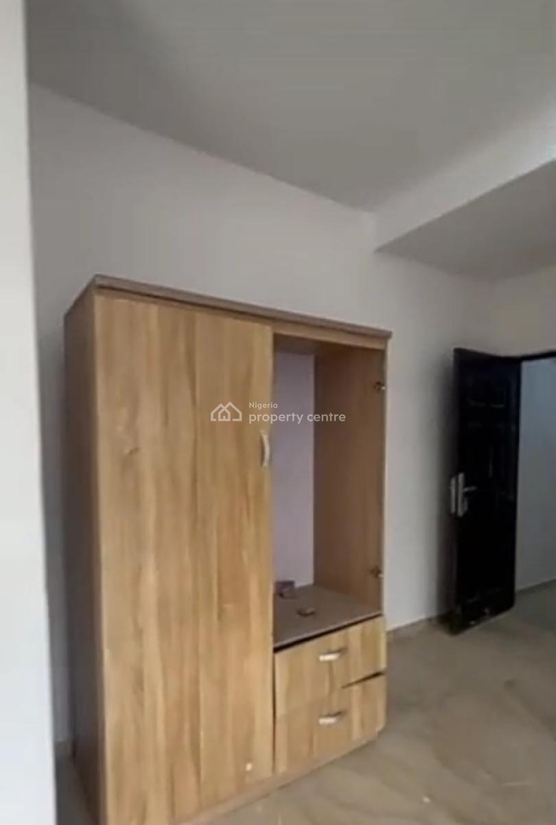 Spacious Downstairs Mini Flat Apartment { Video}, Badore, Ajah, Lagos, Mini Flat (room and Parlour) for Rent