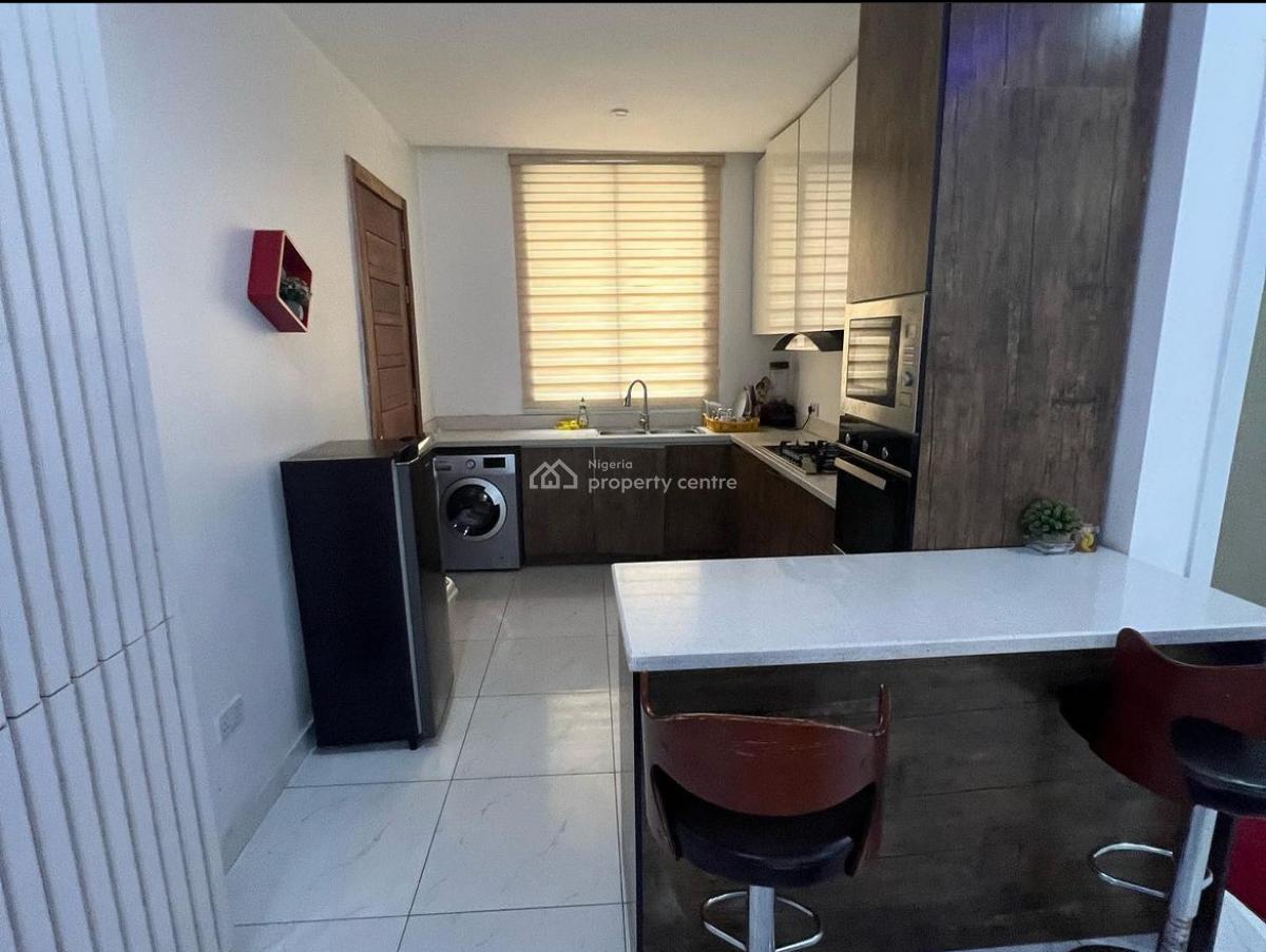 Luxury 2bedroom Apartment in a Secured Estate, Agungi, Chris Akinro Cls, Lekki Phase 1, Lekki, Lagos, Flat / Apartment for Rent