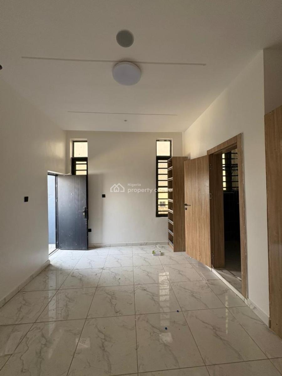 Modern 2 Bedroom Apartment, Ologolo, Lekki, Lagos, Flat / Apartment for Sale