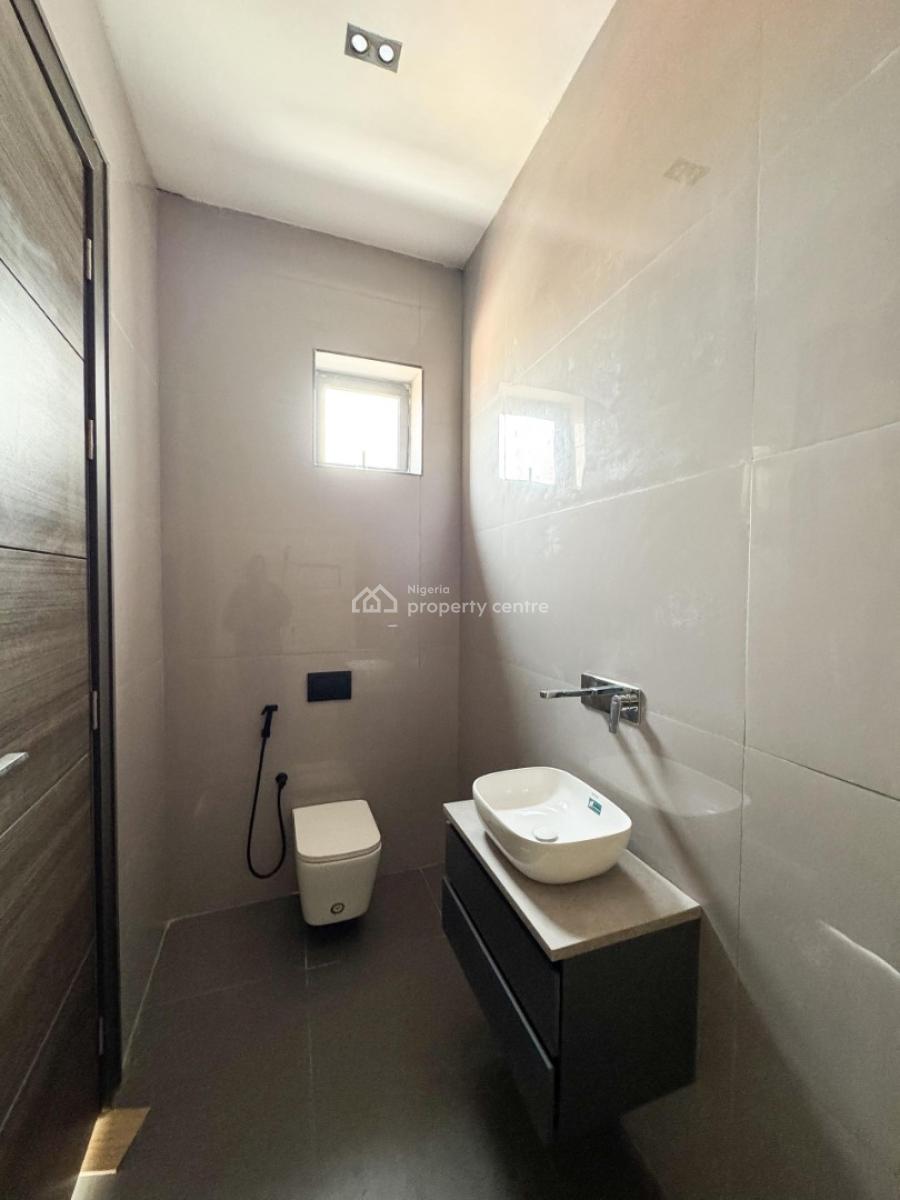 Brand New 3 Bedroom Apartment, Lekki Phase 1, Lekki, Lagos, Flat / Apartment for Rent