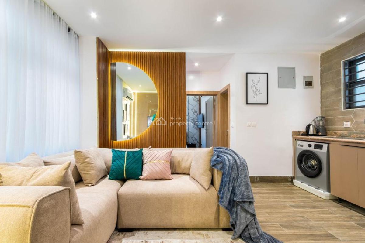 Luxury & Cozy 1 Bedroom, Oniru, Victoria Island (vi), Lagos, Mini Flat (room and Parlour) Short Let