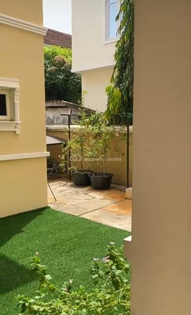 Furnished  and Serviced Mini Flat { Video}, Carlton Gate Estate Chevron, Lekki, Lagos, Flat / Apartment for Rent