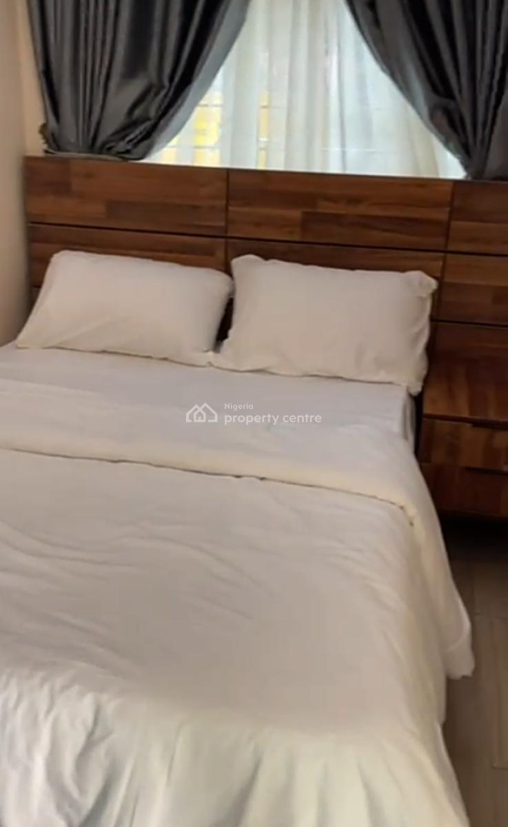 Furnished  and Serviced Mini Flat { Video}, Carlton Gate Estate Chevron, Lekki, Lagos, Flat / Apartment for Rent