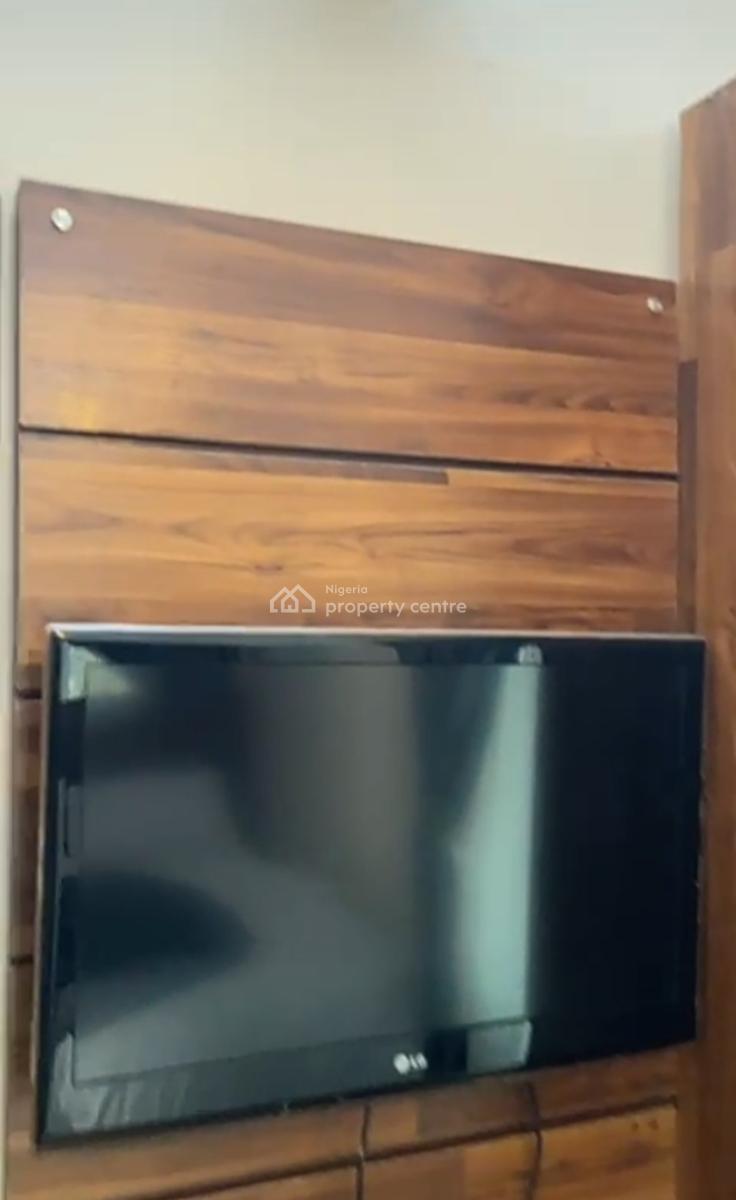 Furnished  and Serviced Mini Flat { Video}, Carlton Gate Estate Chevron, Lekki, Lagos, Flat / Apartment for Rent