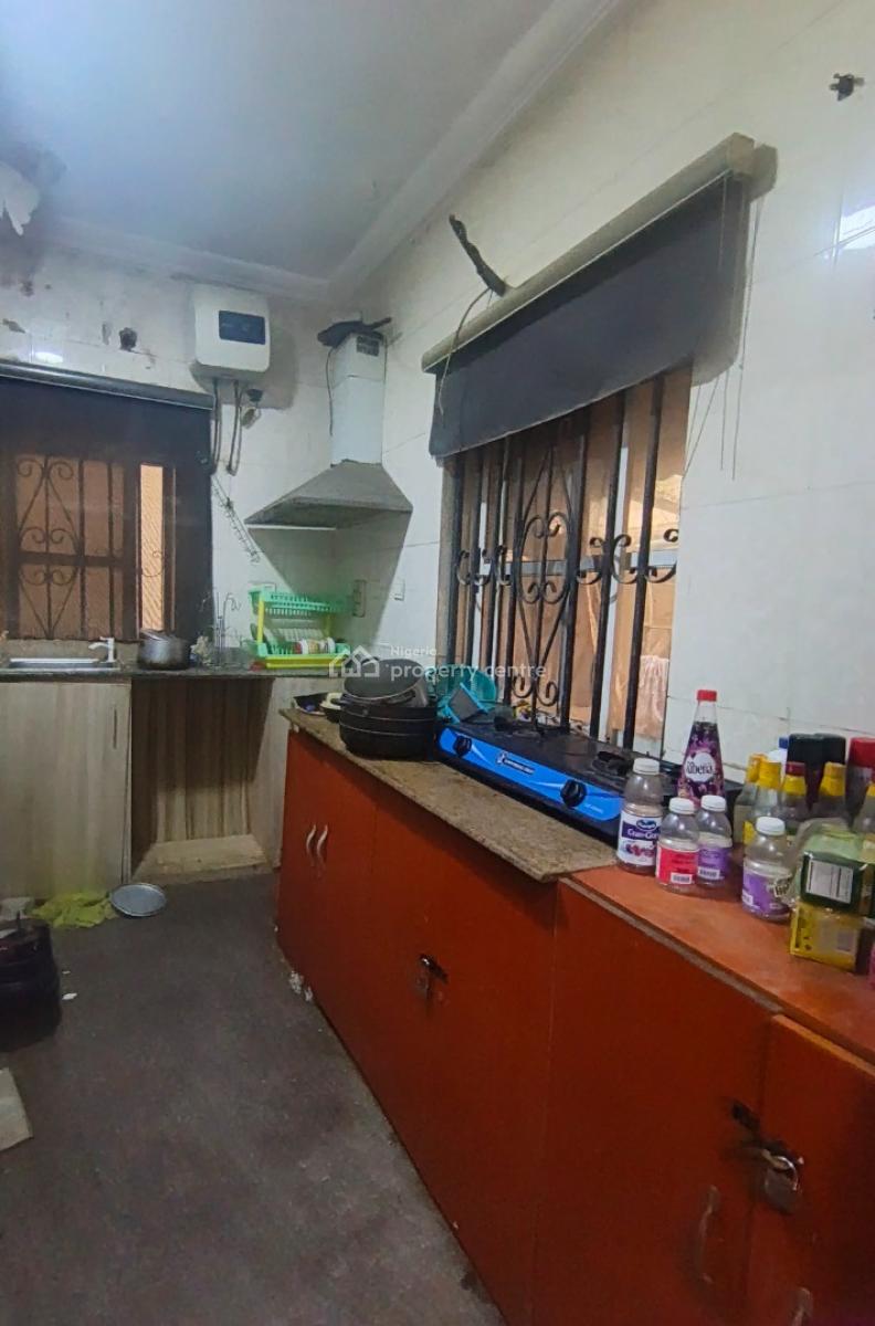 a Self Contain, Idado, Lekki, Lagos, Self Contain (single Rooms) for Rent