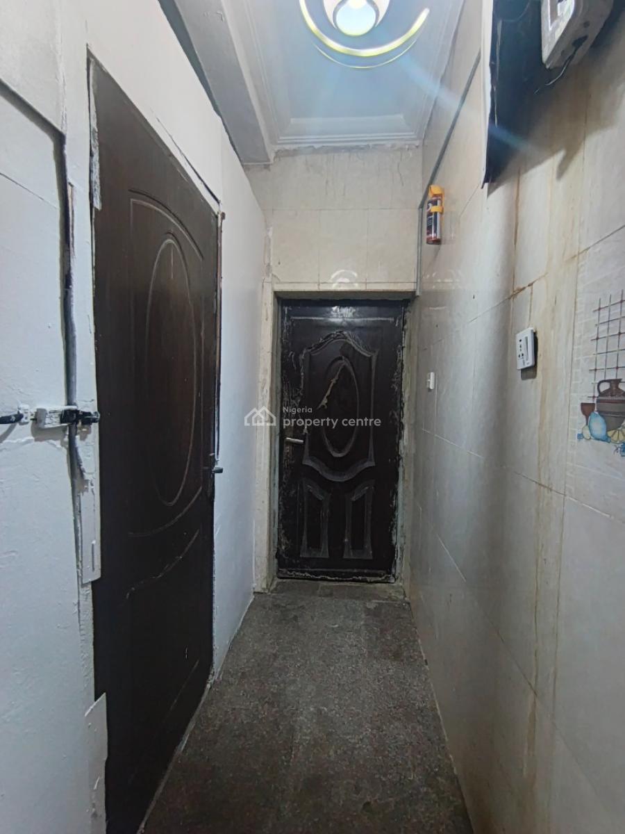 a Self Contain, Idado, Lekki, Lagos, Self Contain (single Rooms) for Rent