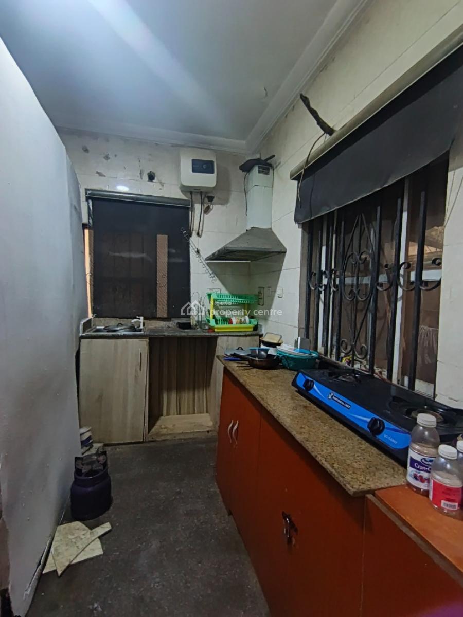 a Self Contain, Idado, Lekki, Lagos, Self Contain (single Rooms) for Rent