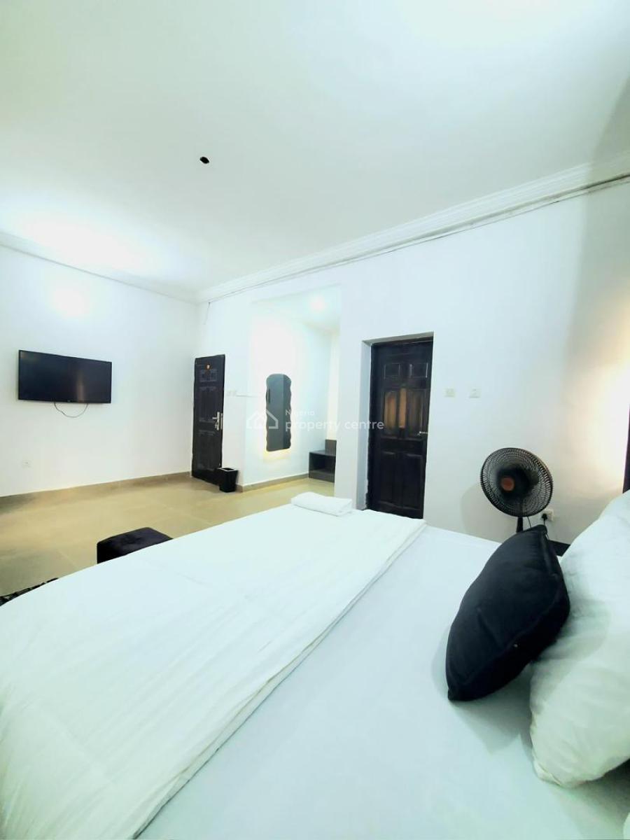 Nicely Furnished Studio Apartment, Gaduwa, Abuja, Flat / Apartment Short Let