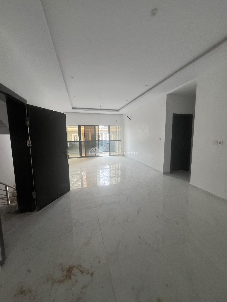 Brand New Luxury 2 Bedroom Flat, Abraham Adesanya, Ajah, Lagos, Flat / Apartment for Rent
