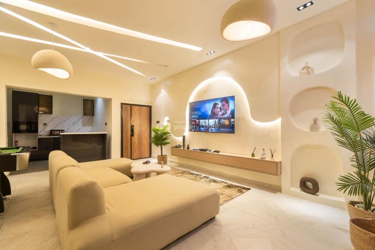 2 Bedroom Apartment with Snooker and Ps5, Lekki Phase 1, Lekki, Lagos, Flat / Apartment Short Let