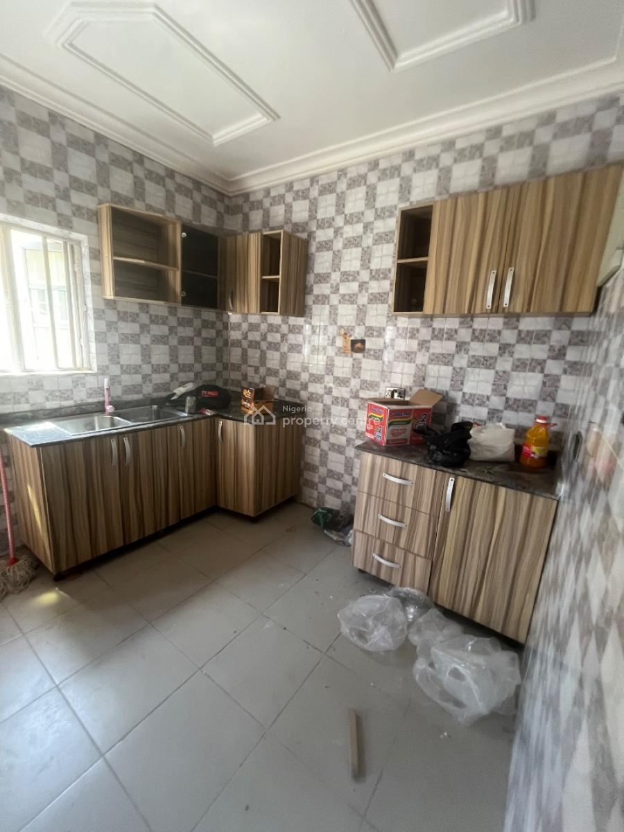 Nice and Clean 2 Bedroom with an Extra Room, Abraham Adesanya, Ajah, Lagos, Flat / Apartment for Rent