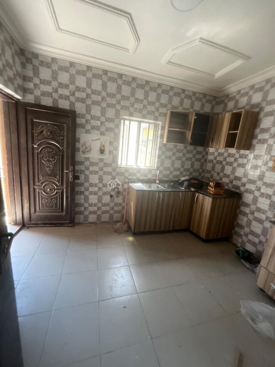 Nice and Clean 2 Bedroom with an Extra Room, Abraham Adesanya, Ajah, Lagos, Flat / Apartment for Rent