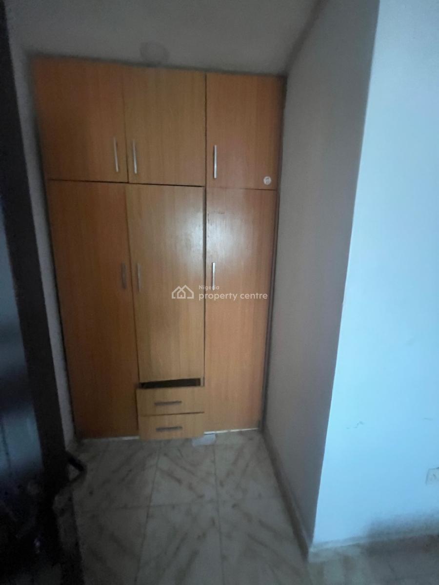Nice and Clean 2 Bedroom with an Extra Room, Abraham Adesanya, Ajah, Lagos, Flat / Apartment for Rent