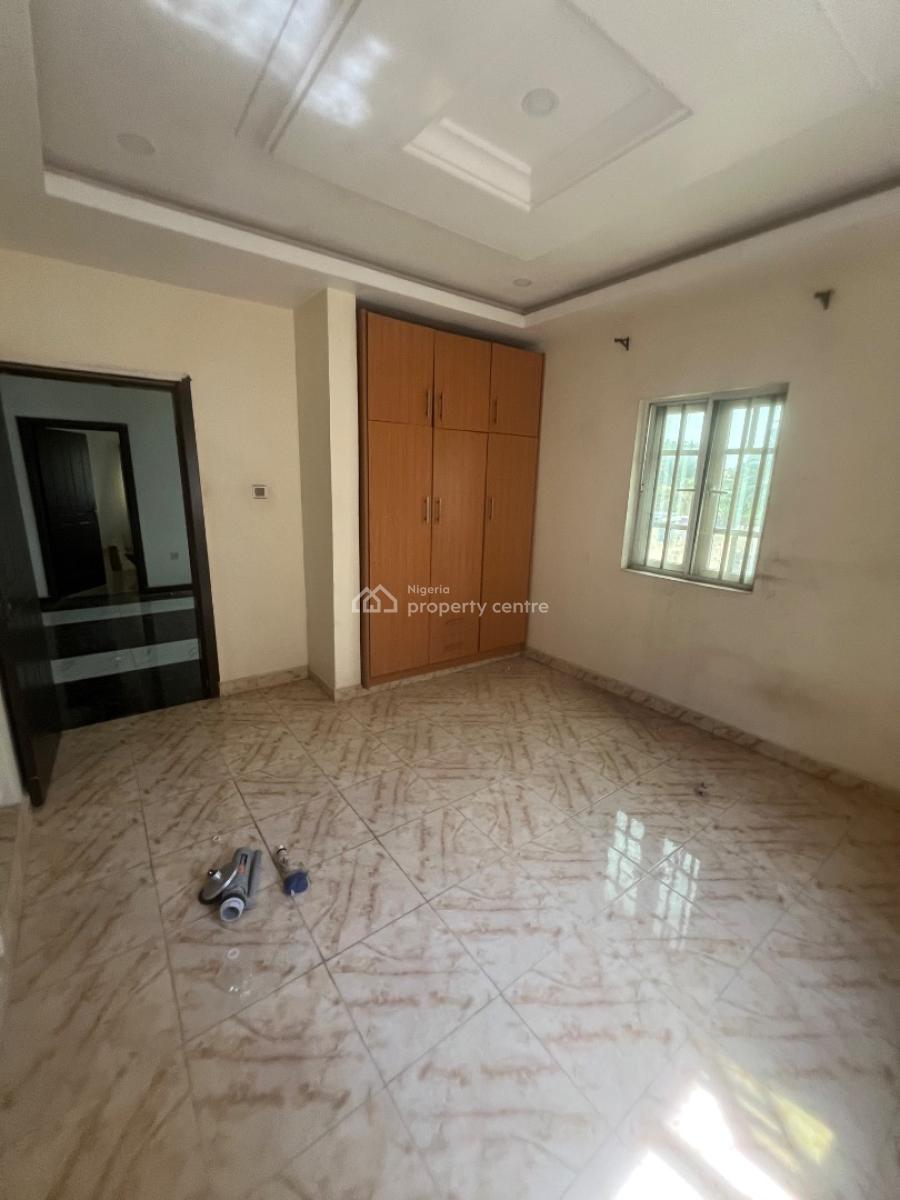 Nice and Clean 2 Bedroom with an Extra Room, Abraham Adesanya, Ajah, Lagos, Flat / Apartment for Rent
