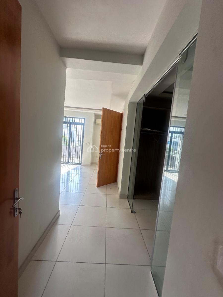 Standard 3-bedroom Flat with Bq Within Lekki Phase -1, Off Admiralty Road, Lekki Phase 1, Lekki, Lagos, Terraced Duplex for Rent