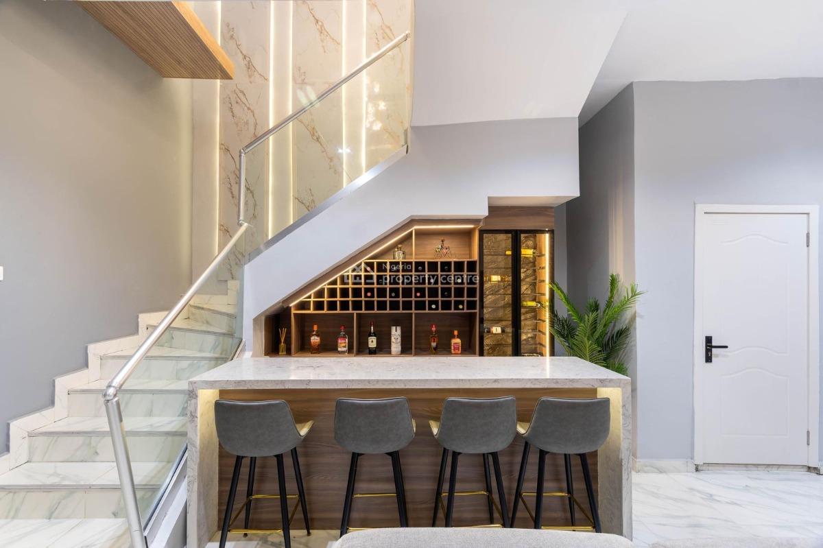 Luxury & Cozy 3bedroom Terrace Duplex with Ps4 & Pool, Gra, Ikota, Lekki, Lagos, Flat / Apartment Short Let