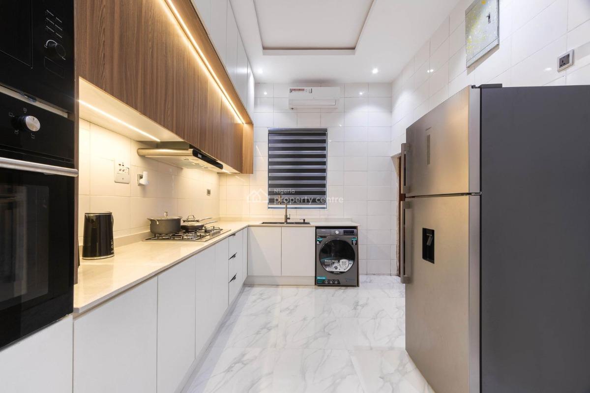 Luxury & Cozy 3bedroom Terrace Duplex with Ps4 & Pool, Gra, Ikota, Lekki, Lagos, Flat / Apartment Short Let