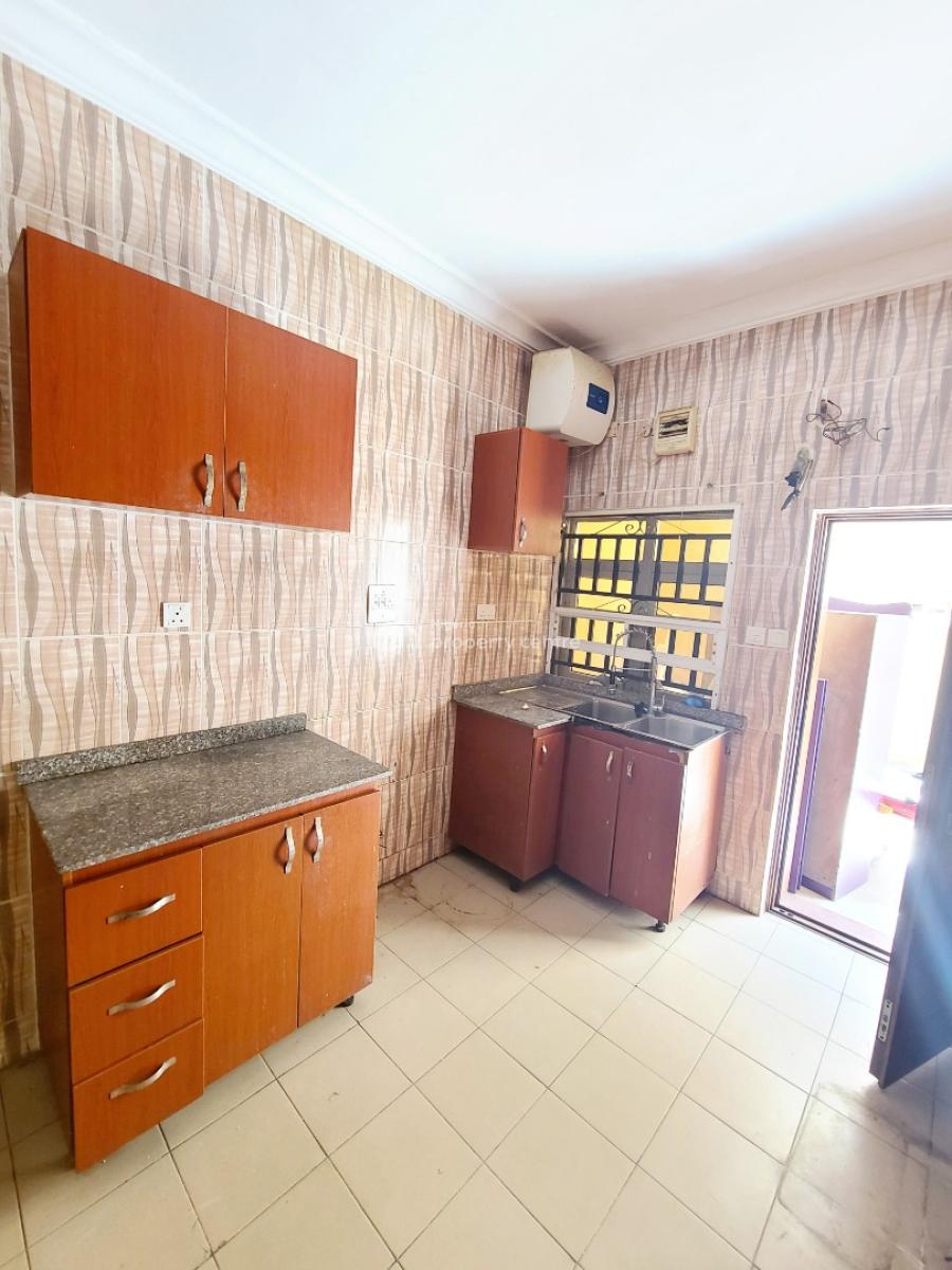 Newly Renovated 3 Bedroom Flat, Chevron Estate, Chevron Drive, Lekki, Lagos, Flat / Apartment for Rent
