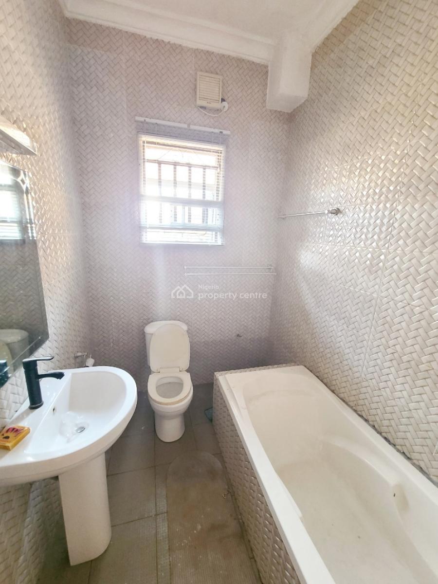 Newly Renovated 3 Bedroom Flat, Chevron Estate, Chevron Drive, Lekki, Lagos, Flat / Apartment for Rent