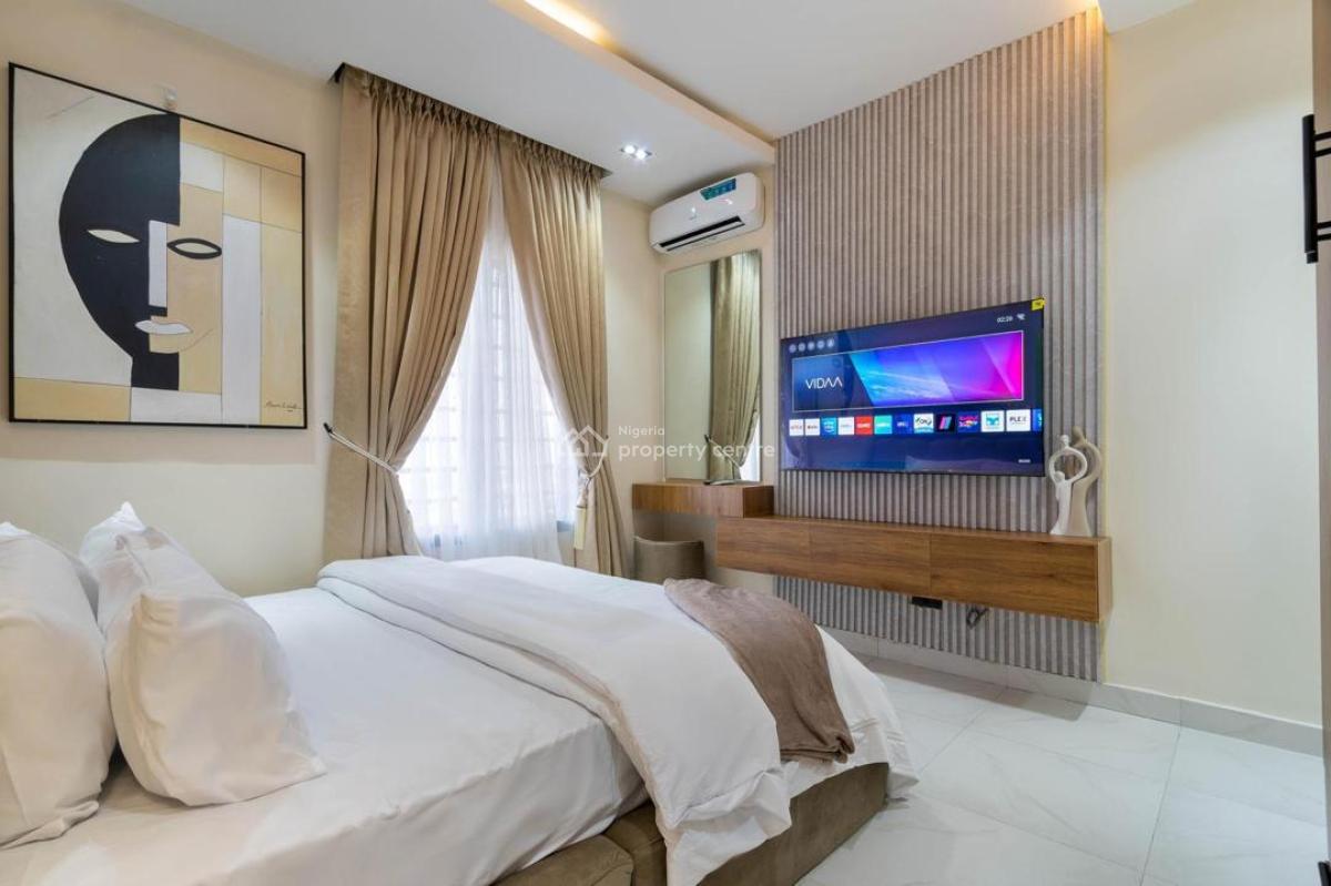 Nicely Furnished 2 Bedroom Apartment, Lekki Phase 1, Lekki, Lagos, Flat / Apartment Short Let