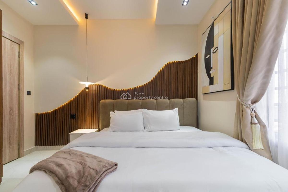 Nicely Furnished 2 Bedroom Apartment, Lekki Phase 1, Lekki, Lagos, Flat / Apartment Short Let