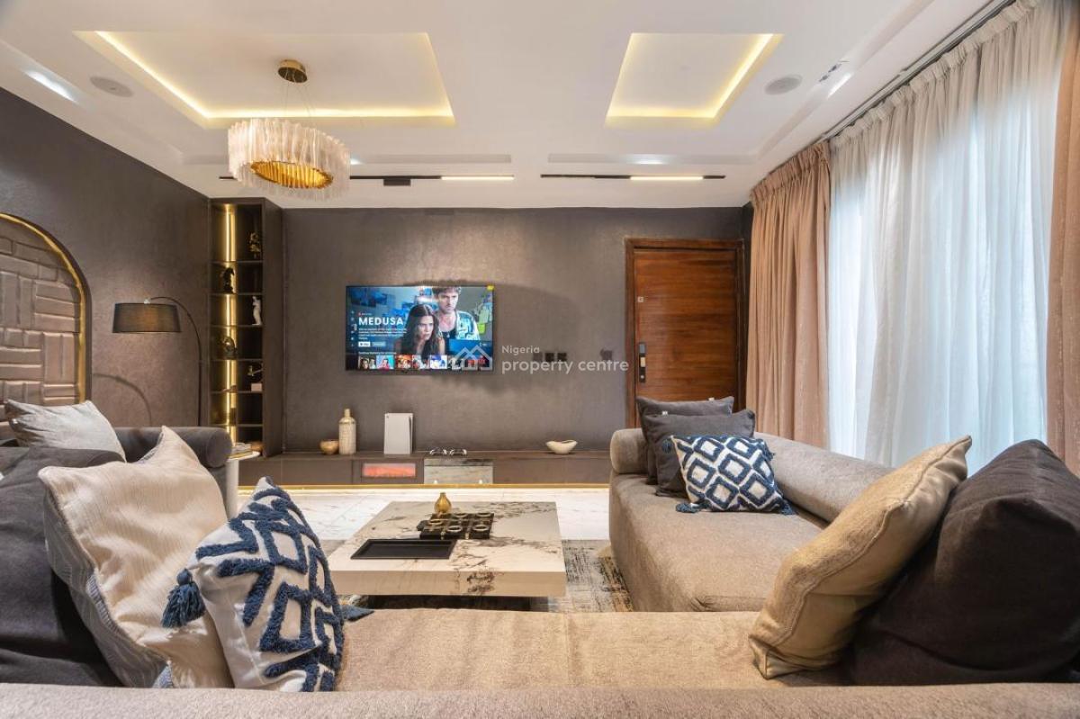 Nicely Furnished 2 Bedroom Apartment, Lekki Phase 1, Lekki, Lagos, Flat / Apartment Short Let