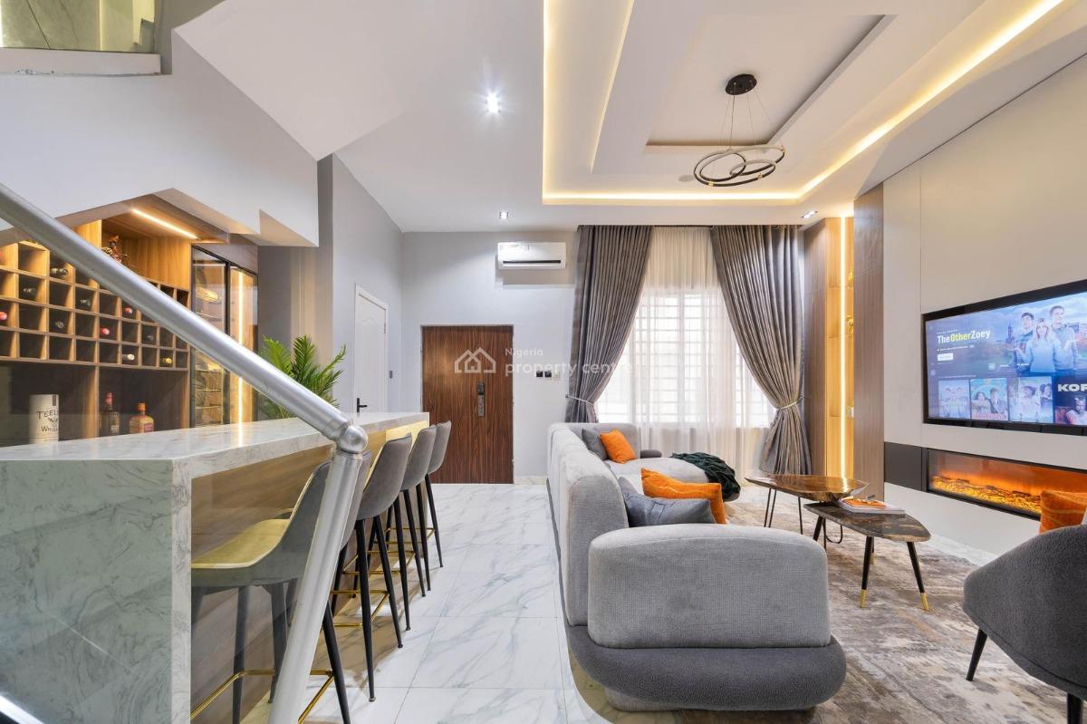 Nicely Furnished 3 Bedroom Apartment, Ikota, Lekki, Lagos, Flat / Apartment Short Let