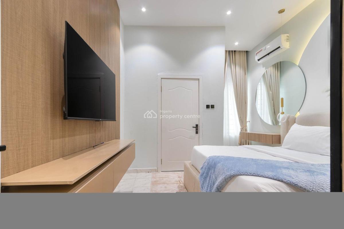 Nicely Furnished 3 Bedroom Apartment, Ikota, Lekki, Lagos, Flat / Apartment Short Let