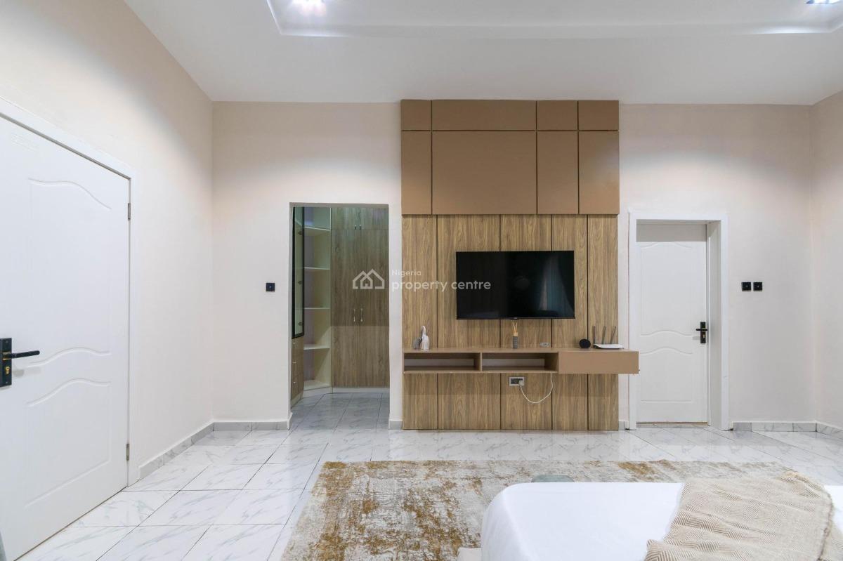 Nicely Furnished 3 Bedroom Apartment, Ikota, Lekki, Lagos, Flat / Apartment Short Let