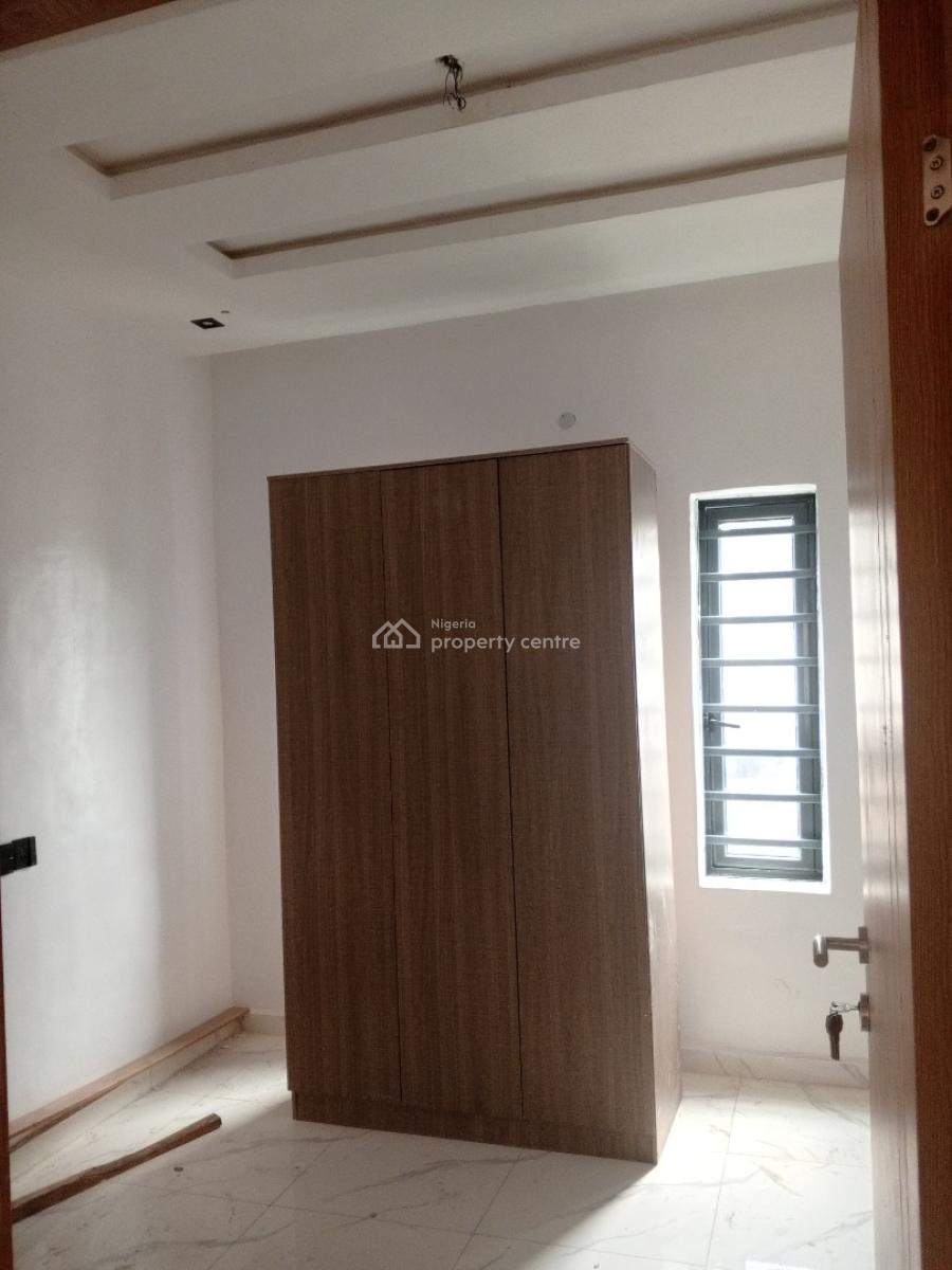 Nice 2 Bedroom Flat, Ogba, Ikeja, Lagos, Flat / Apartment for Rent