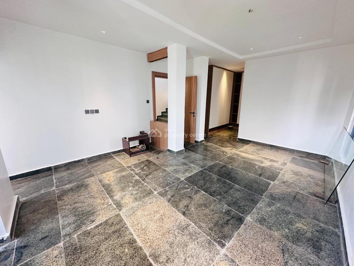 4 Bedroom Semi-detached Duplex with Bq, Wuse 2, Abuja, Semi-detached Duplex for Sale