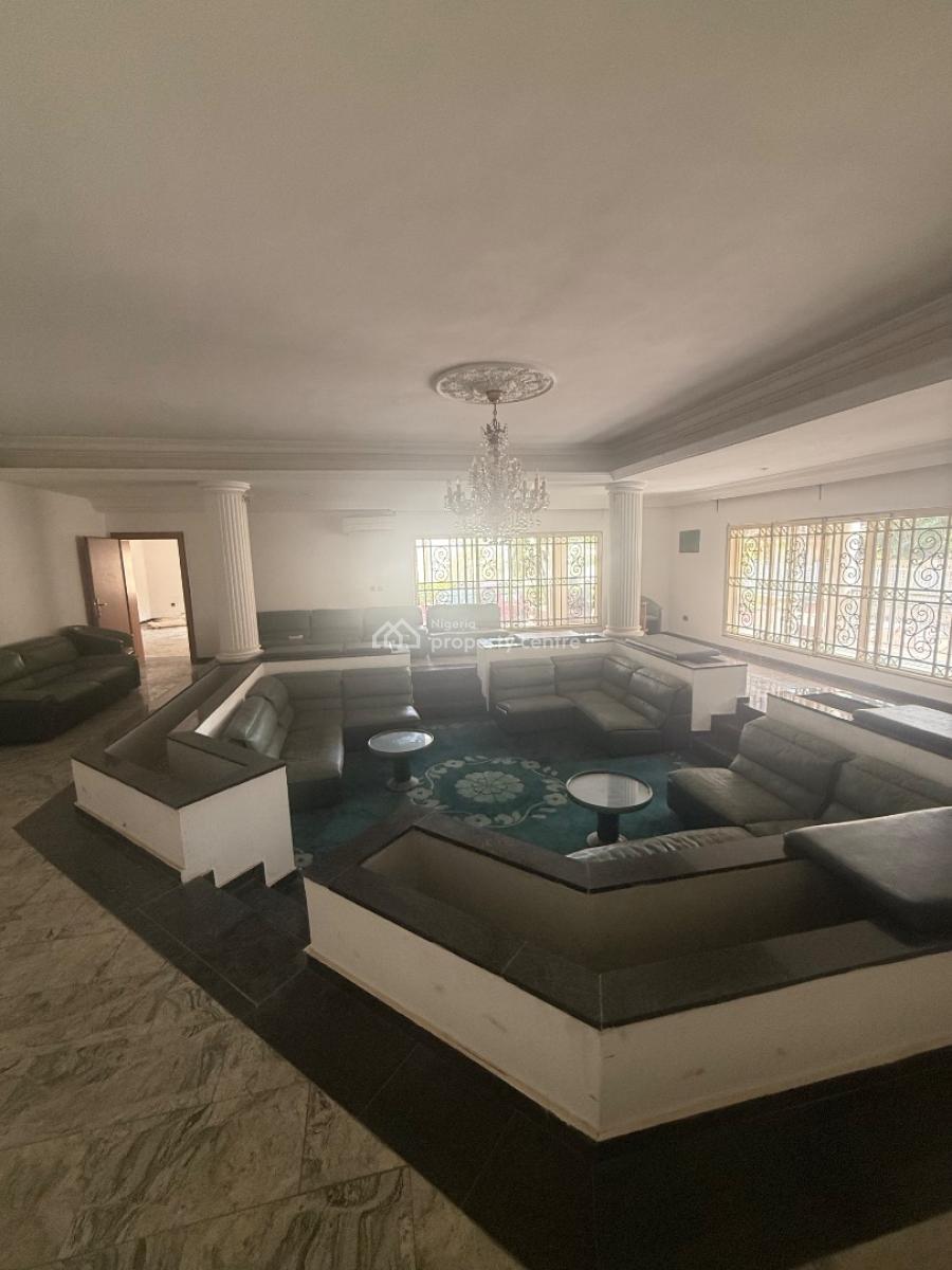 8-bedroom with 2bedroom Guest Chalet and 3 Room Bq. with Swimming Pool, Maitama, Maitama District, Abuja, Detached Duplex for Rent