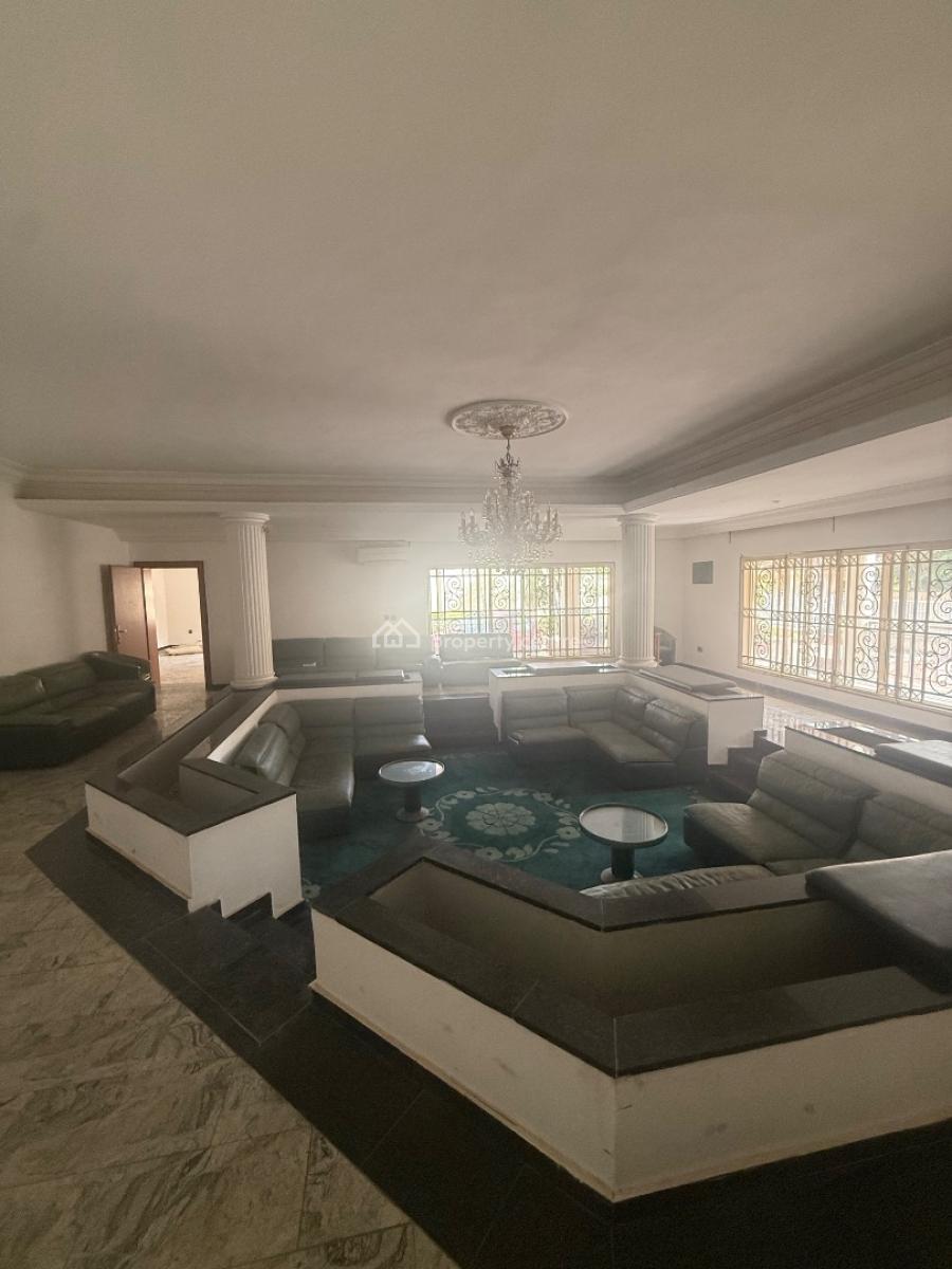 8-bedroom with 2bedroom Guest Chalet and 3 Room Bq. with Swimming Pool, Maitama, Maitama District, Abuja, Detached Duplex for Rent