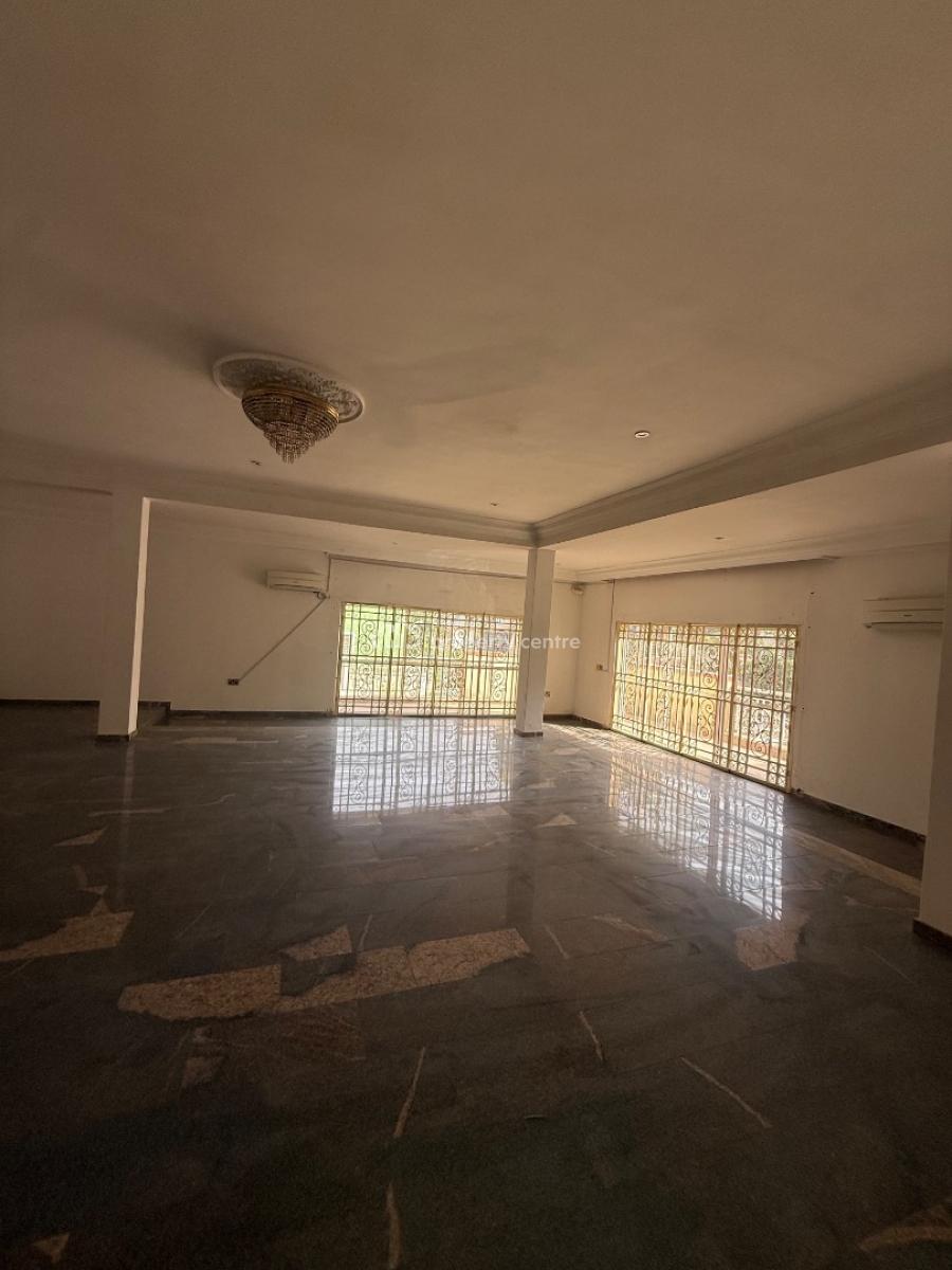 8-bedroom with 2bedroom Guest Chalet and 3 Room Bq. with Swimming Pool, Maitama, Maitama District, Abuja, Detached Duplex for Rent