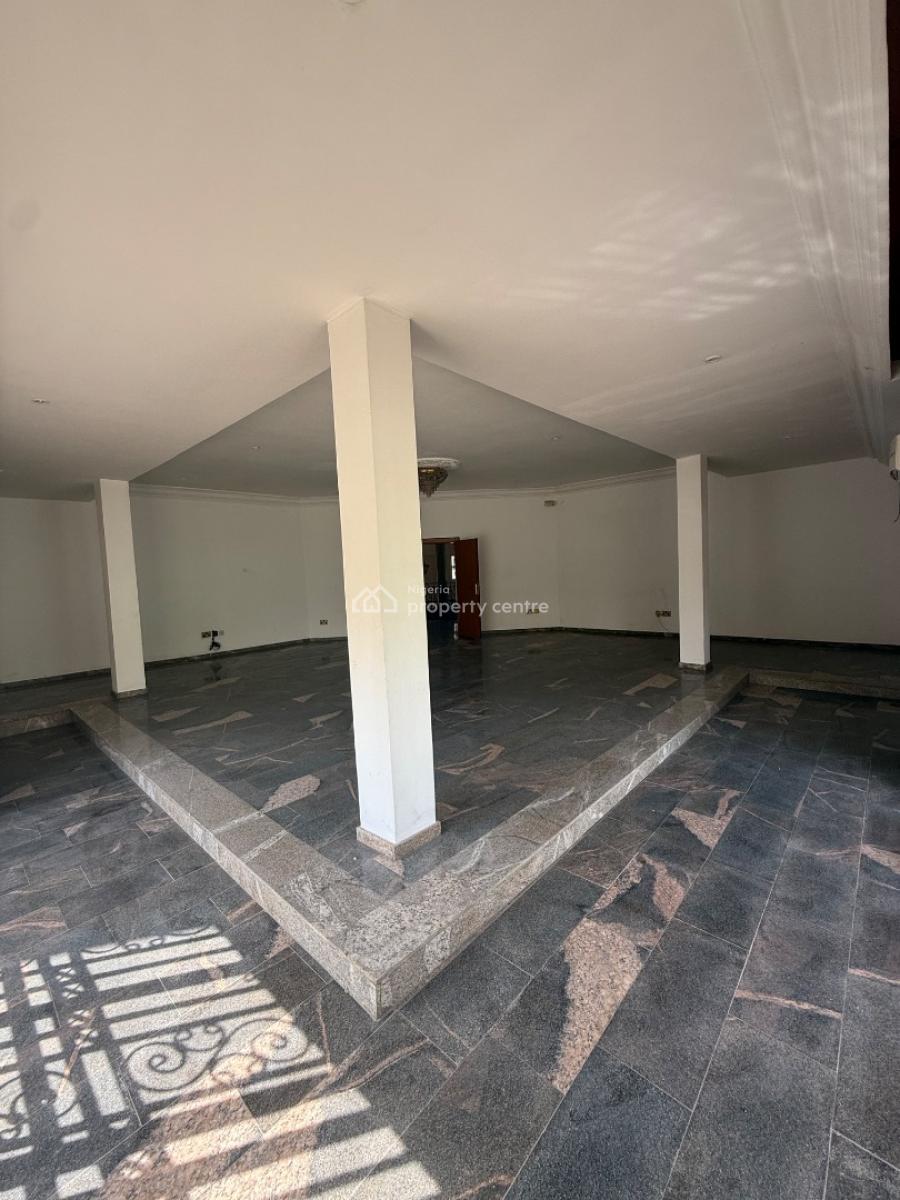 8-bedroom with 2bedroom Guest Chalet and 3 Room Bq. with Swimming Pool, Maitama, Maitama District, Abuja, Detached Duplex for Rent