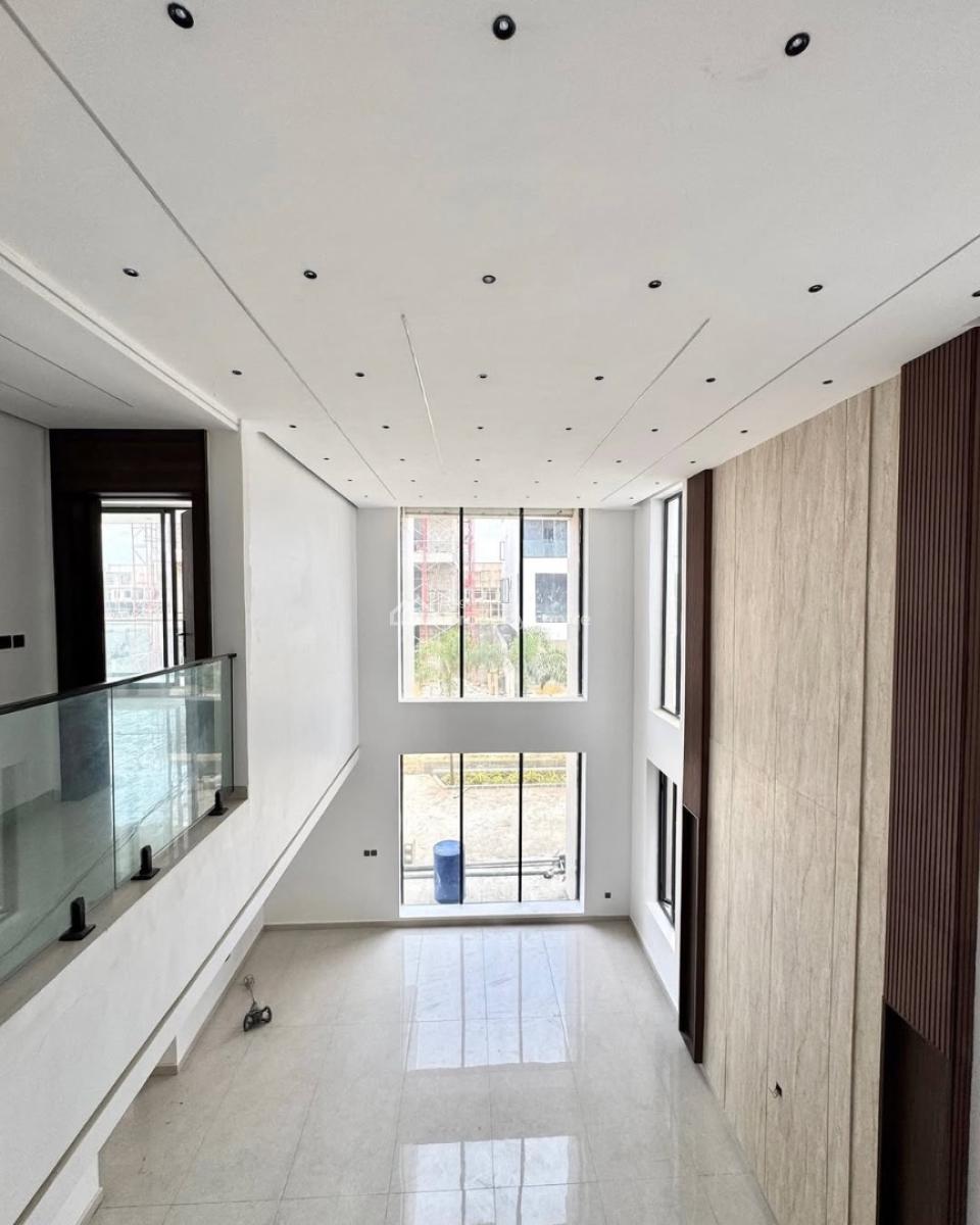 6 Bedroom Duplex with Two Bq, Lekki Phase 1, Lekki, Lagos, Detached Duplex for Sale