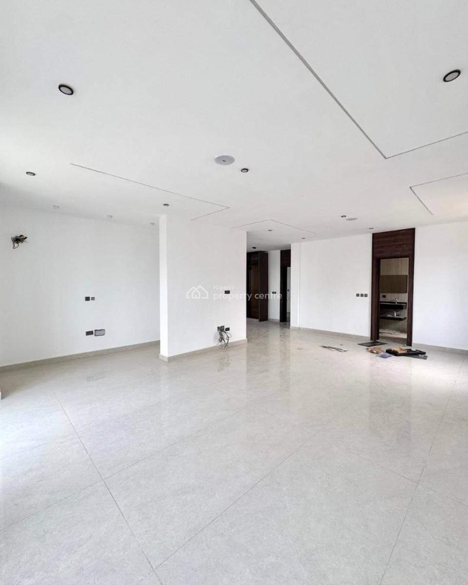 6 Bedroom Duplex with Two Bq, Lekki Phase 1, Lekki, Lagos, Detached Duplex for Sale
