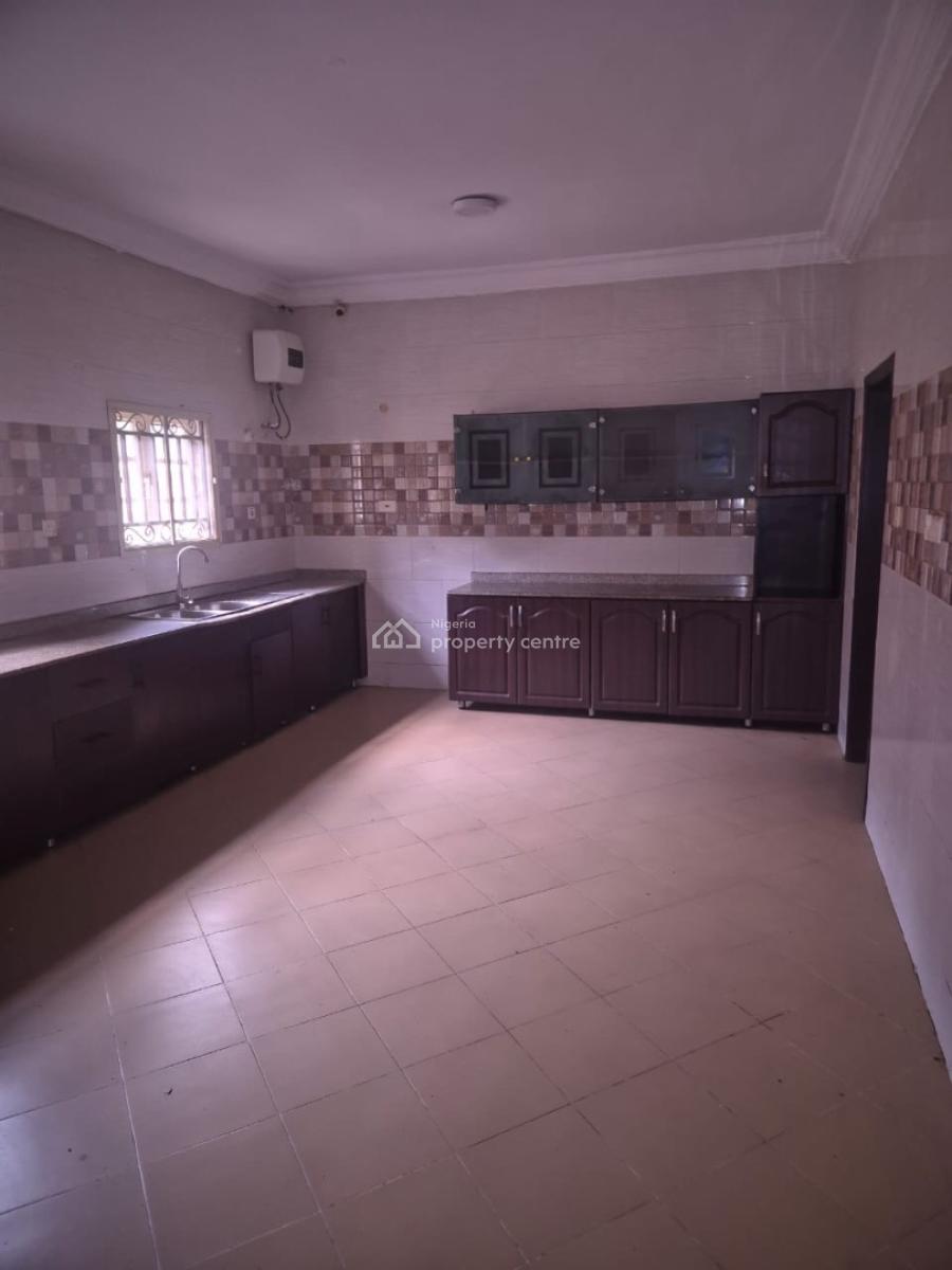 Relatively Used 5 Bedrooms Fully Detached Duplex (self Compound), Gra Phase 2, Magodo, Lagos, Detached Duplex for Rent