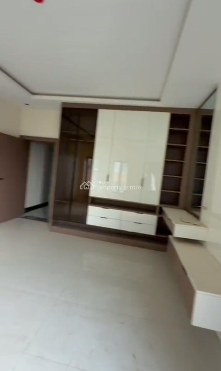 Brand New Structurally Serviced Sound 5 Bedrooms Terraced Duplex + Bq, Guzape District, Abuja, Terraced Duplex for Rent