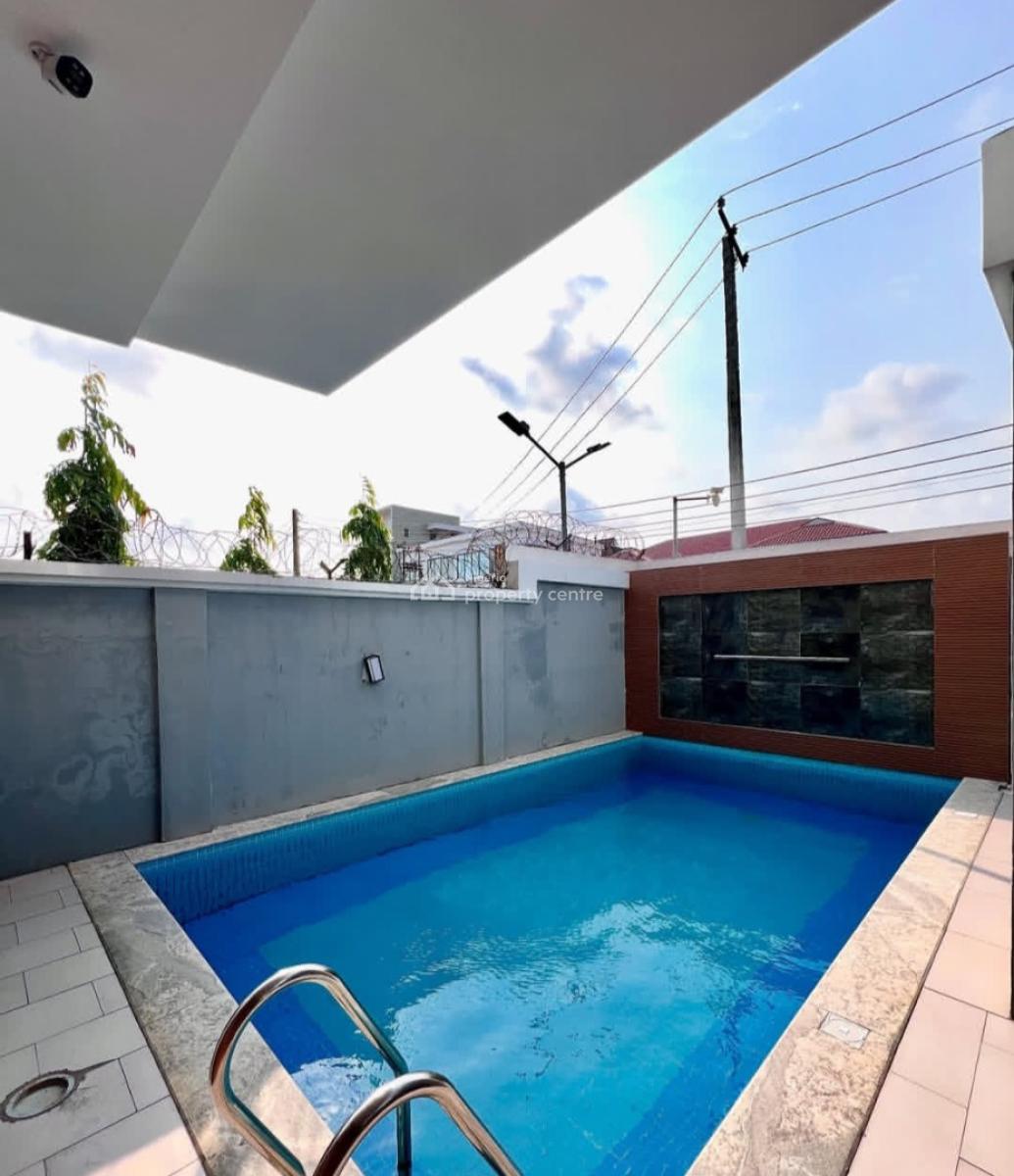 Serviced with 24/7 Power Supply New 2 Bedroom En-suite Flat with an Op, Lekki Phase 1, Lekki, Lagos, Flat / Apartment for Rent