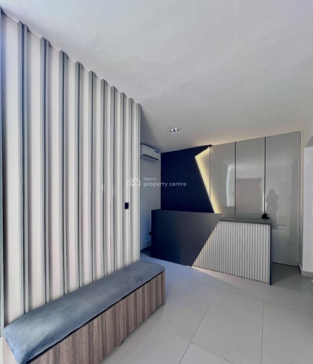 Serviced with 24/7 Power Supply New 2 Bedroom En-suite Flat with an Op, Lekki Phase 1, Lekki, Lagos, Flat / Apartment for Rent