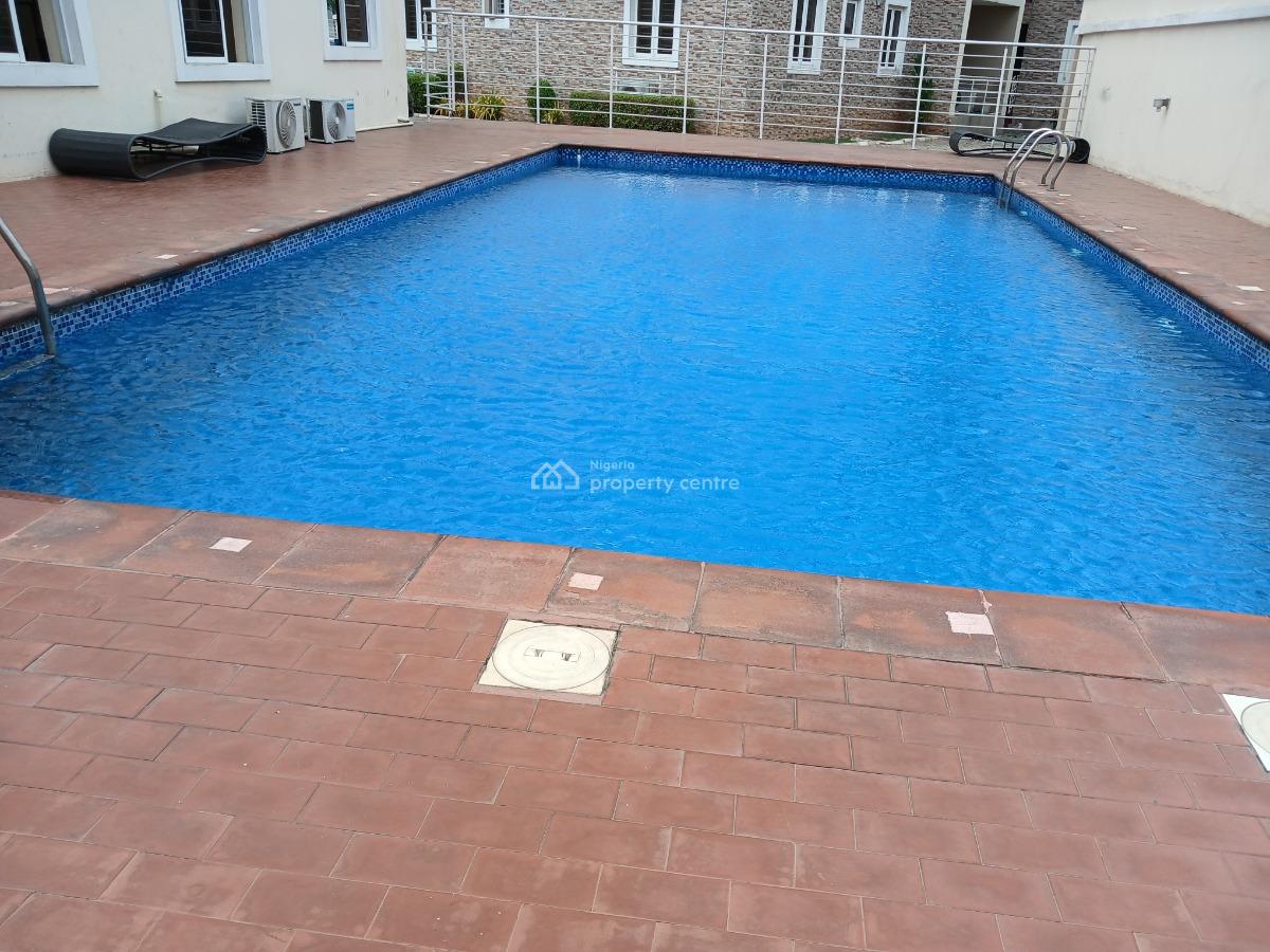3 Bedroom En-suite Serviced Flat with Fitted Kitchen, Air Conditioners, Lekki Phase 1, Lekki, Lagos, Flat / Apartment for Rent